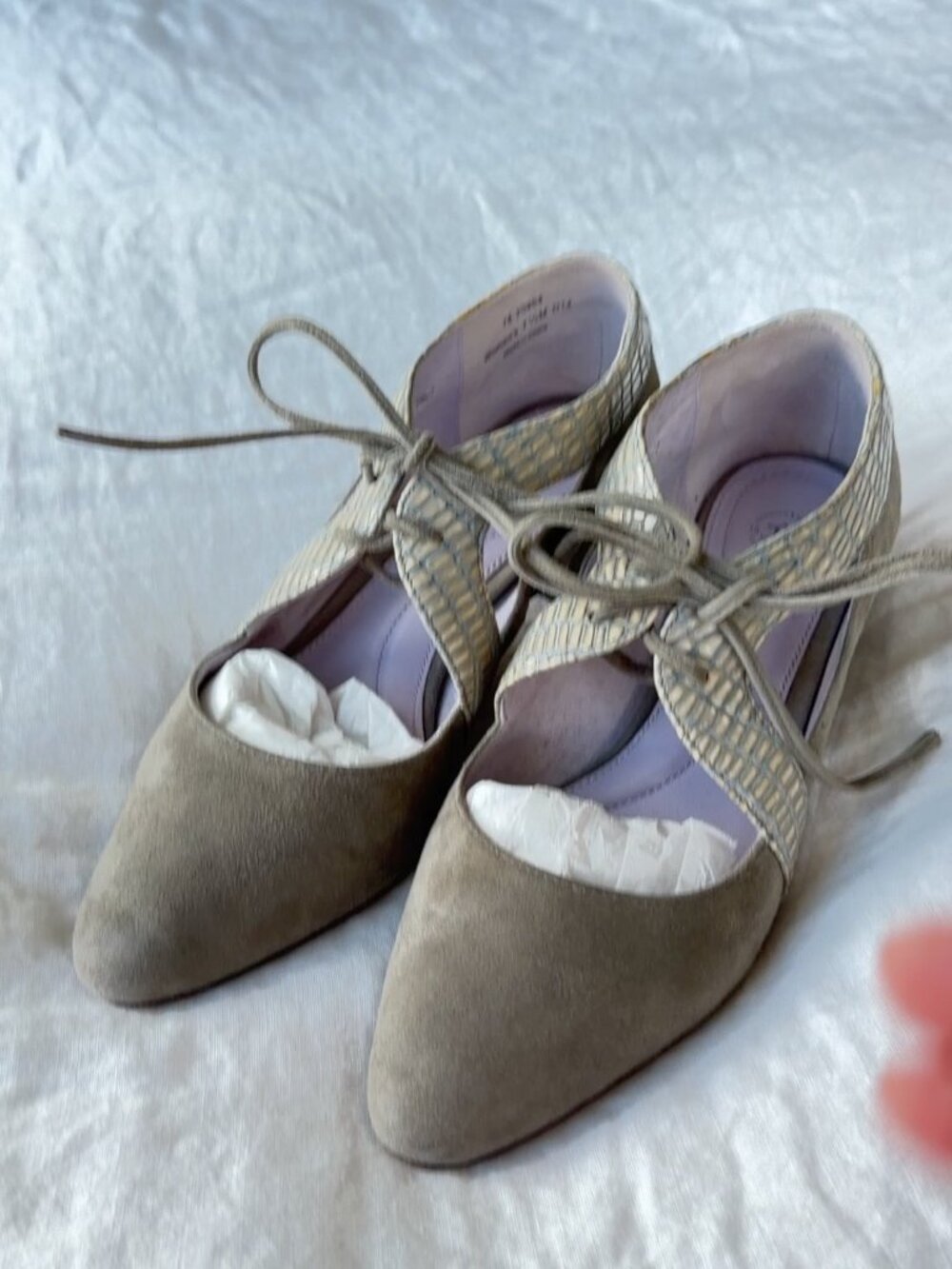 Johnston & Murphy Taupe Suede Lace Up Block Heel Pointed Toe Shoes 7.5 M